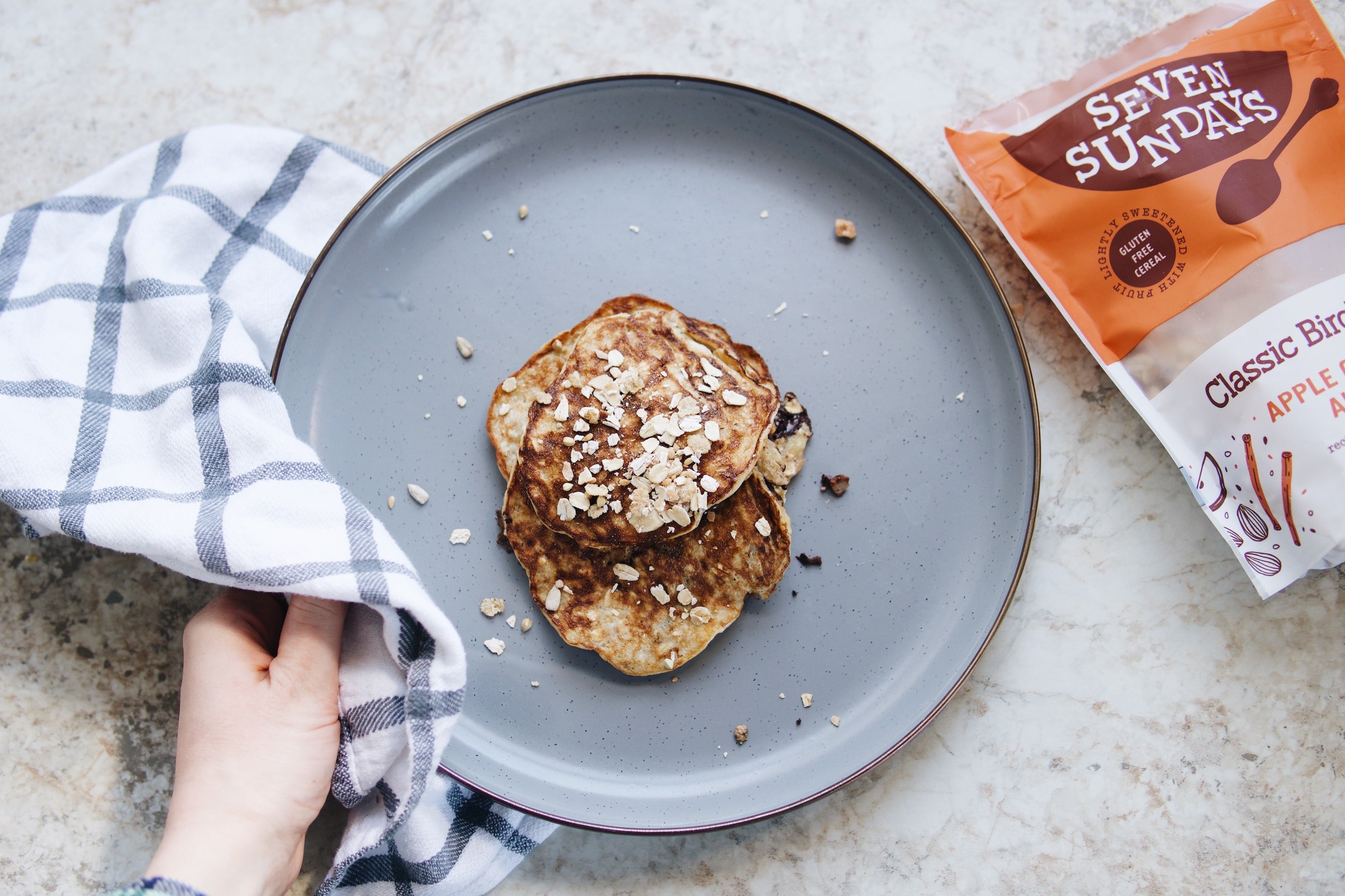3-Ingredient Muesli Pancakes